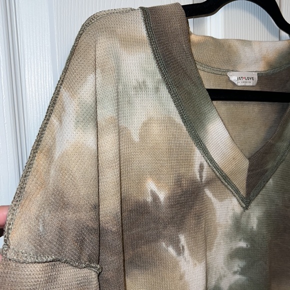 First Love camouflage top - Picture 3 of 6